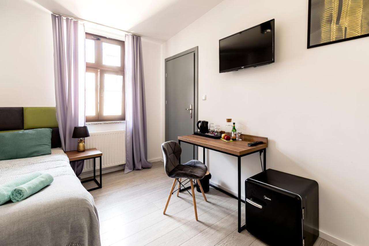 Aparthotel Cooltour à Poznań Extérieur photo
