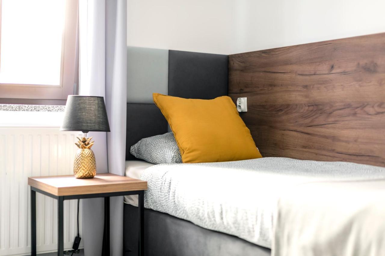 Aparthotel Cooltour à Poznań Extérieur photo